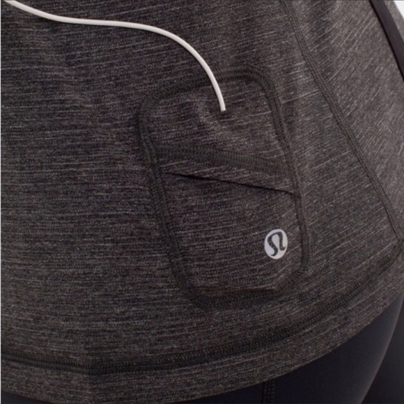 Lululemon Team Spirit Long Sleeve Size 8 - Picture 5 of 11